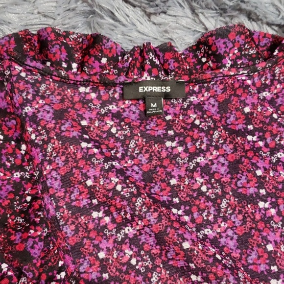 Express Floral Print Blouse - Medium - Picture 3 of 5